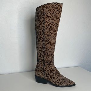 NWOB 1.STATE Sage Animal Cheetah Suede Print
Western Tall Pull On Boots size 7